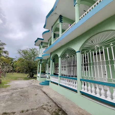 Villa Havana Negril-3